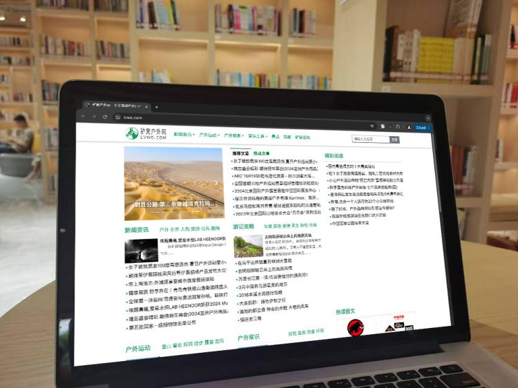 手工羽毛扇網(wǎng)站如何憑借傳統(tǒng)工藝傳承擴大流量？同行都是怎么做的？